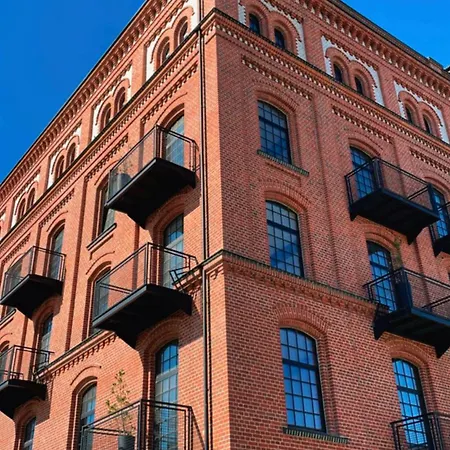 Nowe Mlyny 58 Апартаменты Лешно